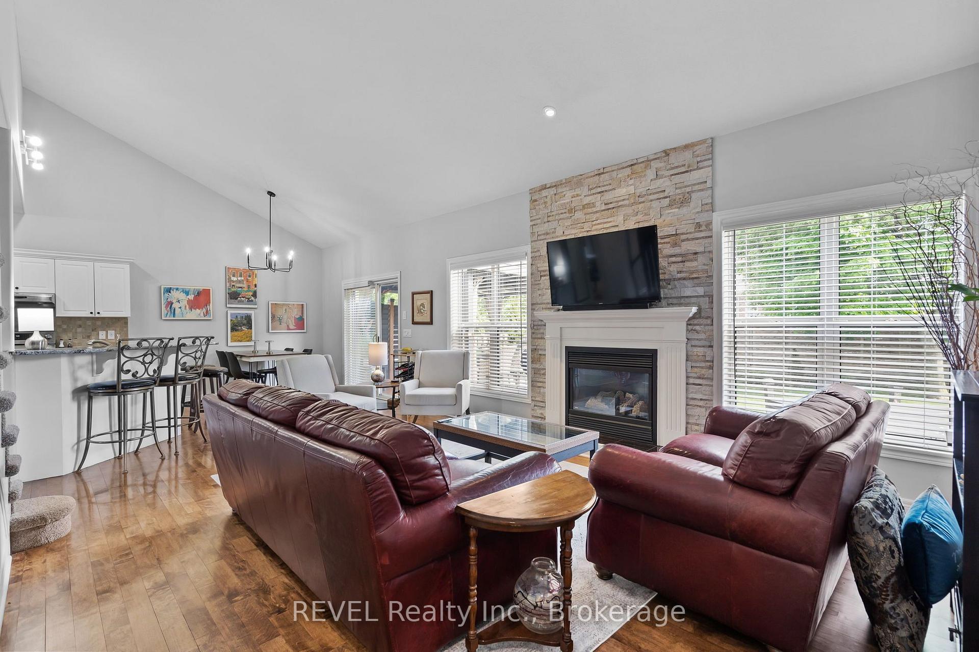 Photo 19 of 16 Maracay Way, St. Catharines, Grapeview — HOMEH