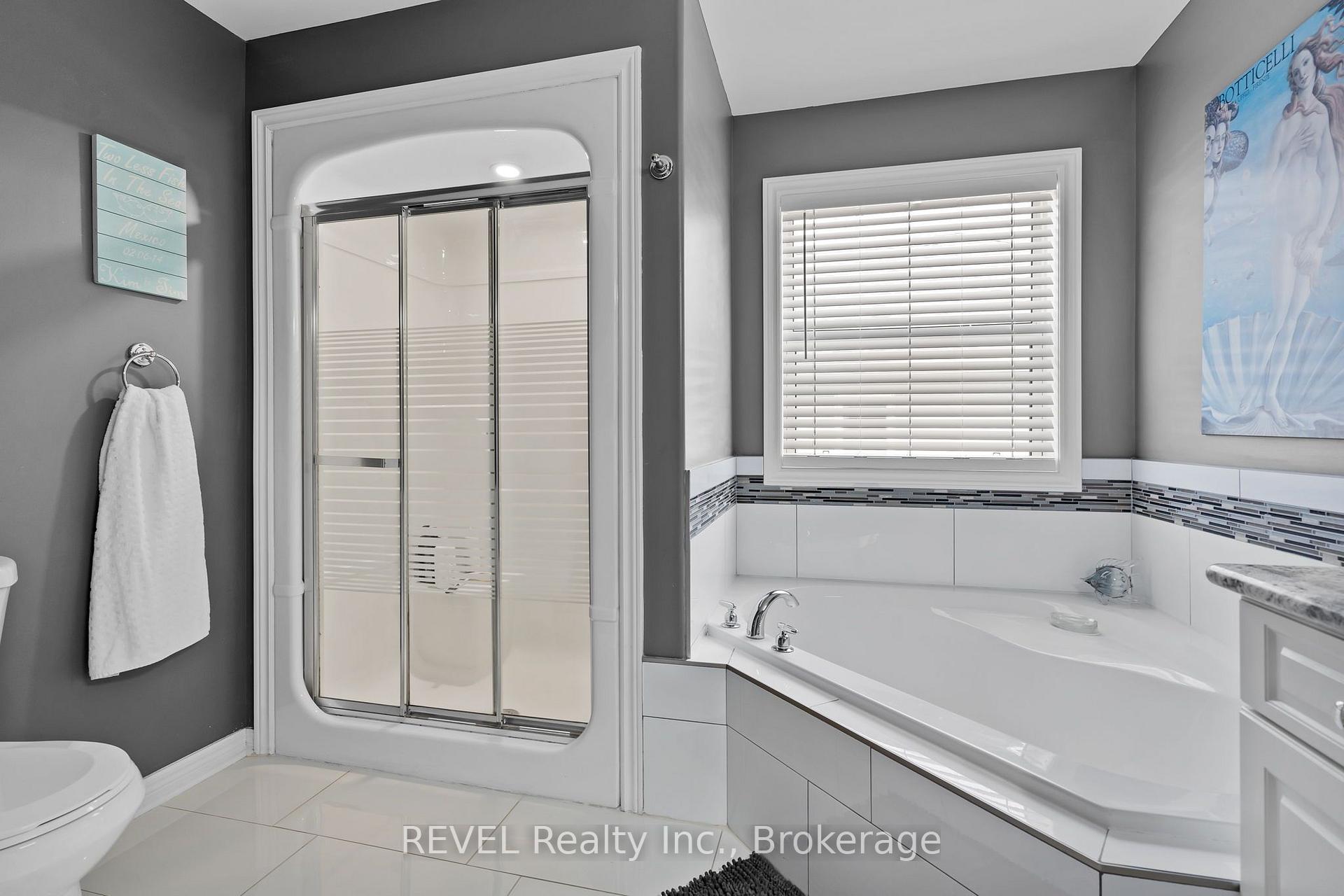 Photo 32 of 16 Maracay Way, St. Catharines, Grapeview — HOMEH