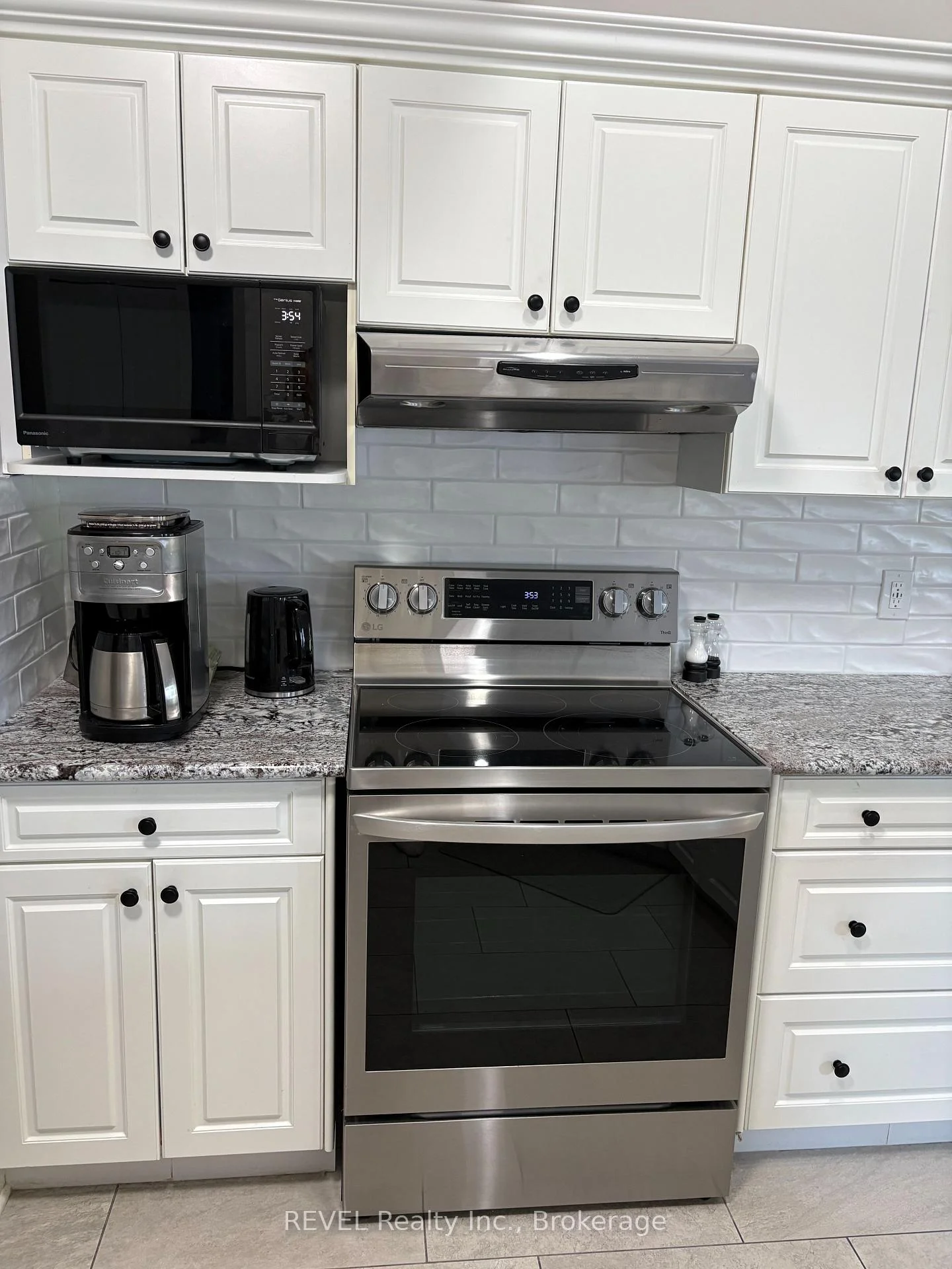 Photo 15 of 16 Maracay Way, St. Catharines, Grapeview — HOMEH