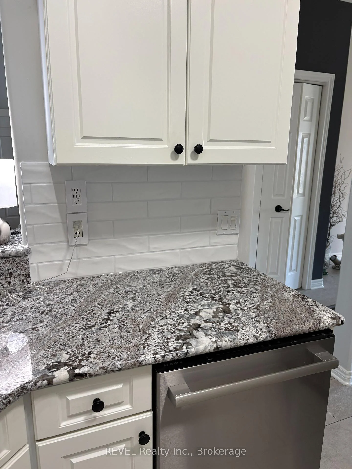 Photo 16 of 16 Maracay Way, St. Catharines, Grapeview — HOMEH