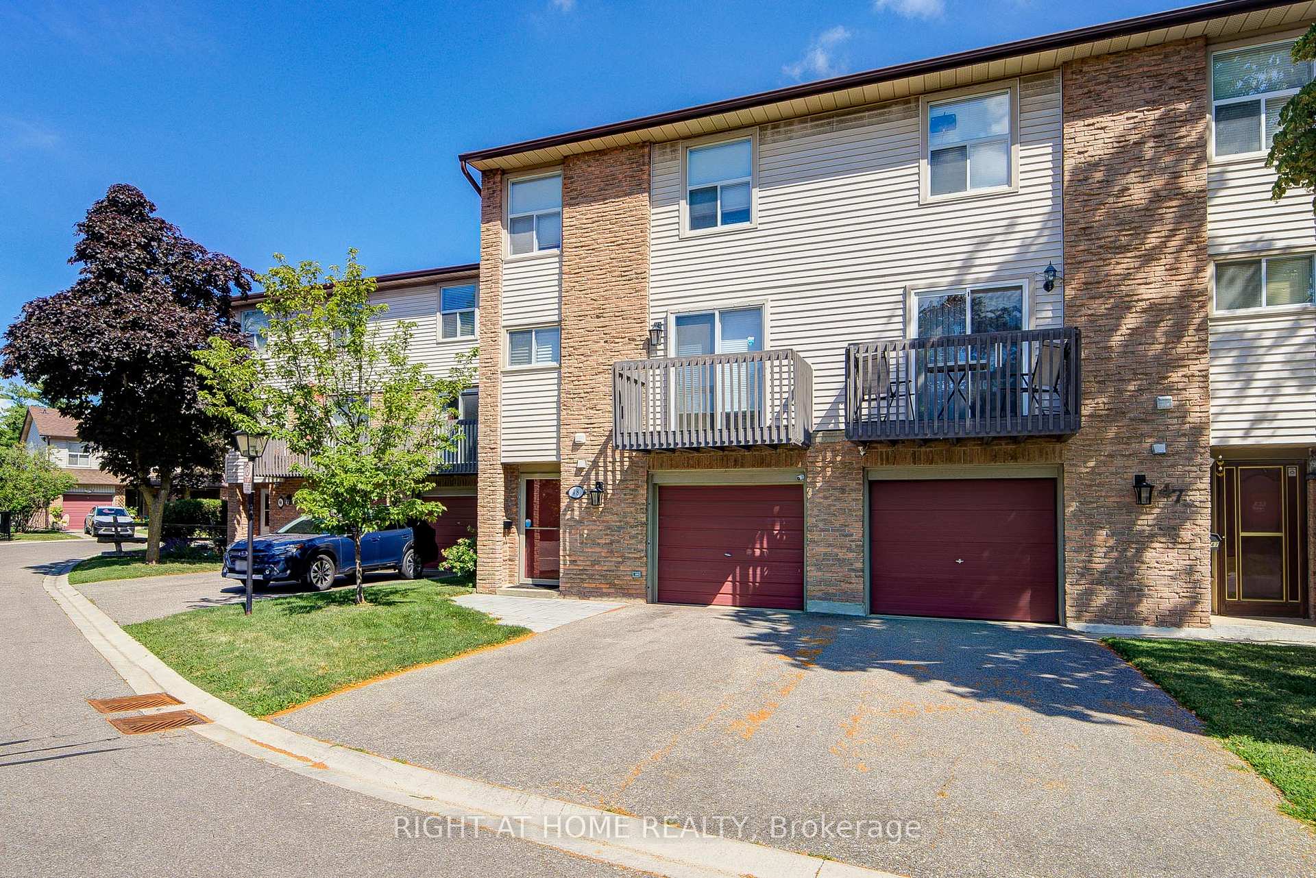 Photo 2 of Unit 48, 6100 Montevideo Road, Mississauga, Meadowvale — HOMEH