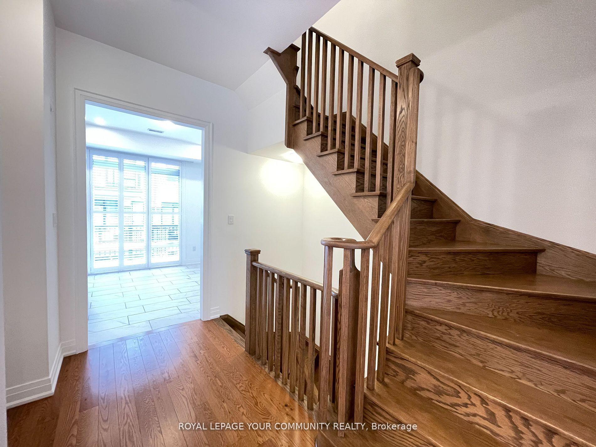 Photo 6 of 26 Banshee Lane, Richmond Hill, Oak Ridges — HOMEH