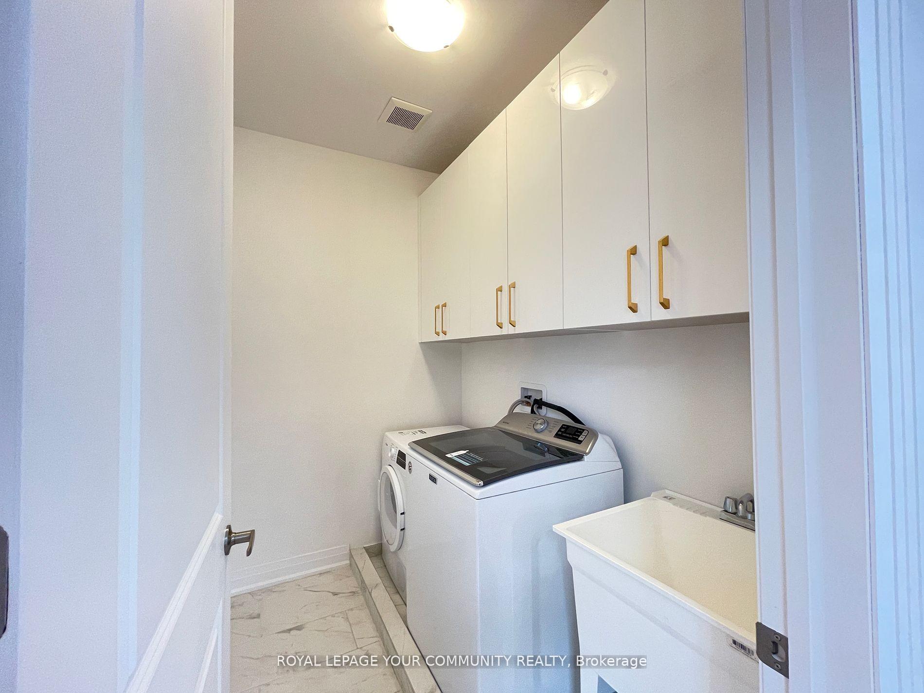 Photo 18 of 26 Banshee Lane, Richmond Hill, Oak Ridges — HOMEH