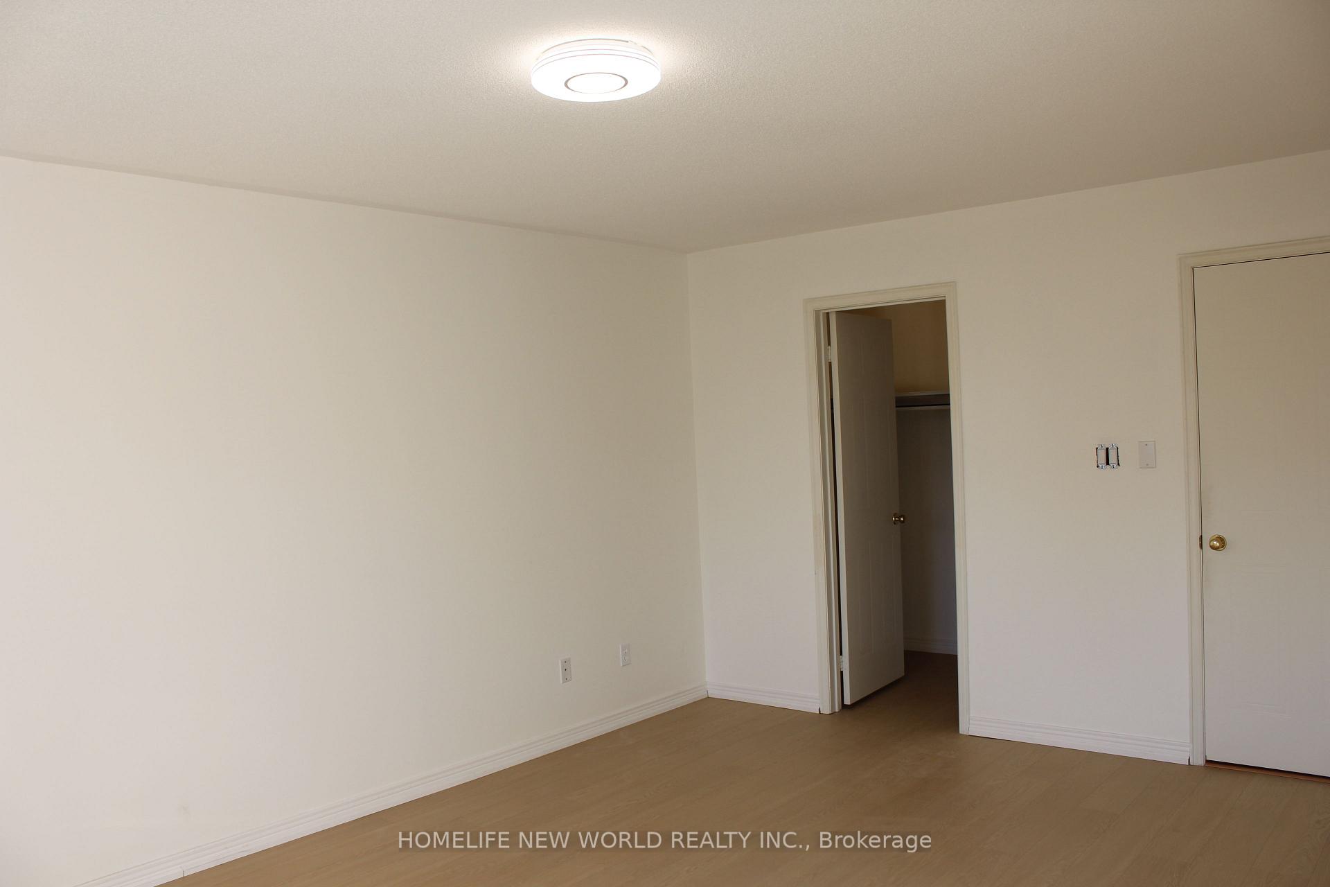 Photo 20 of 31 Barkwood Hollow, Markham, Berczy — HOMEH