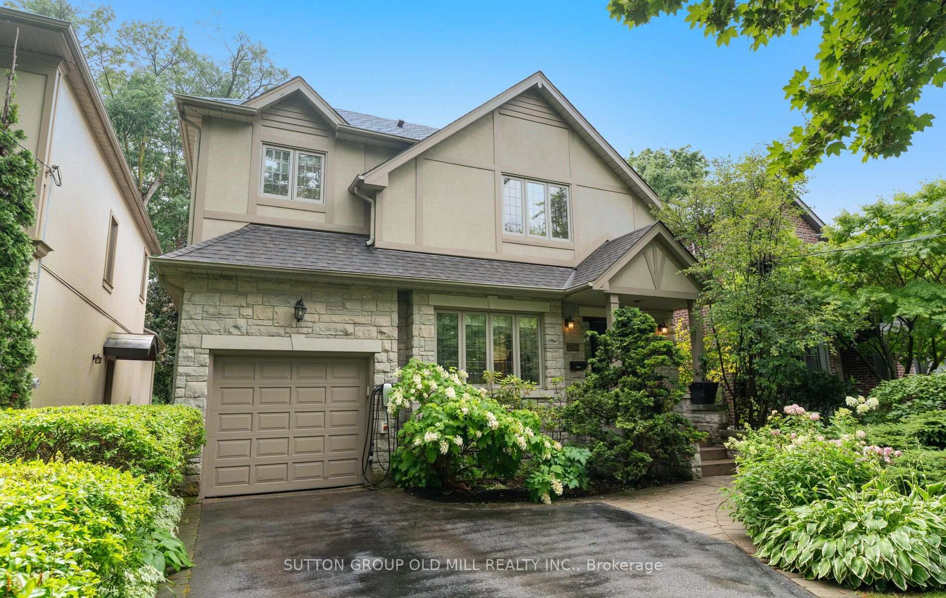 Front of 162 Brentwood Road N
