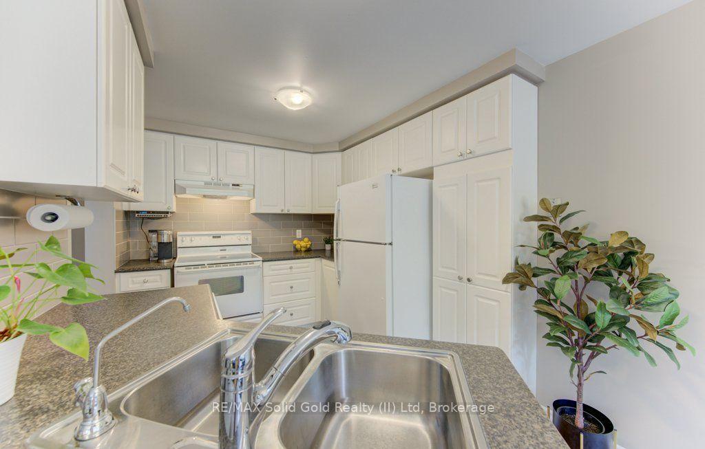 Photo 13 of 309 Pastern Trail, Waterloo, Lexington — HOMEH