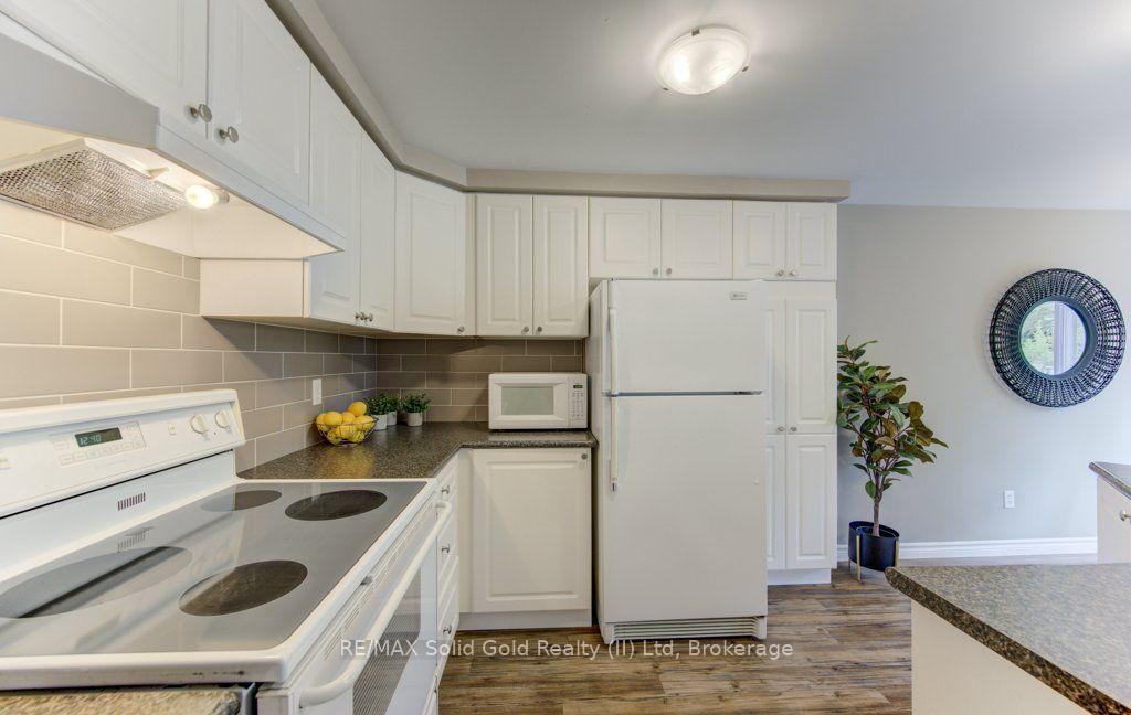 Photo 15 of 309 Pastern Trail, Waterloo, Lexington — HOMEH