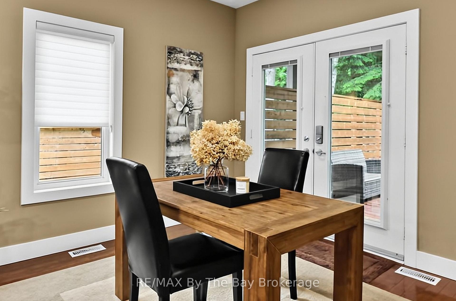 Photo 16 of 7 Downer Crescent, Wasaga Beach — HOMEH
