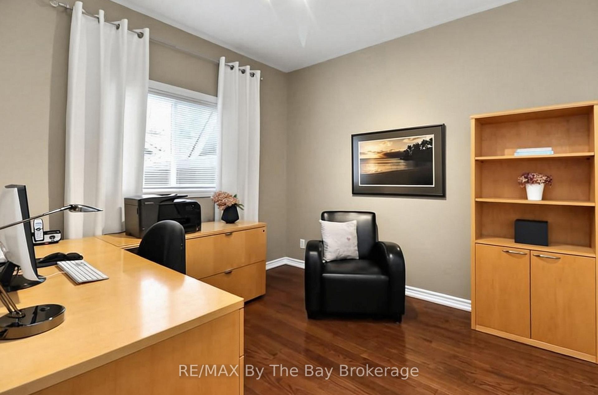 Photo 50 of 7 Downer Crescent, Wasaga Beach — HOMEH