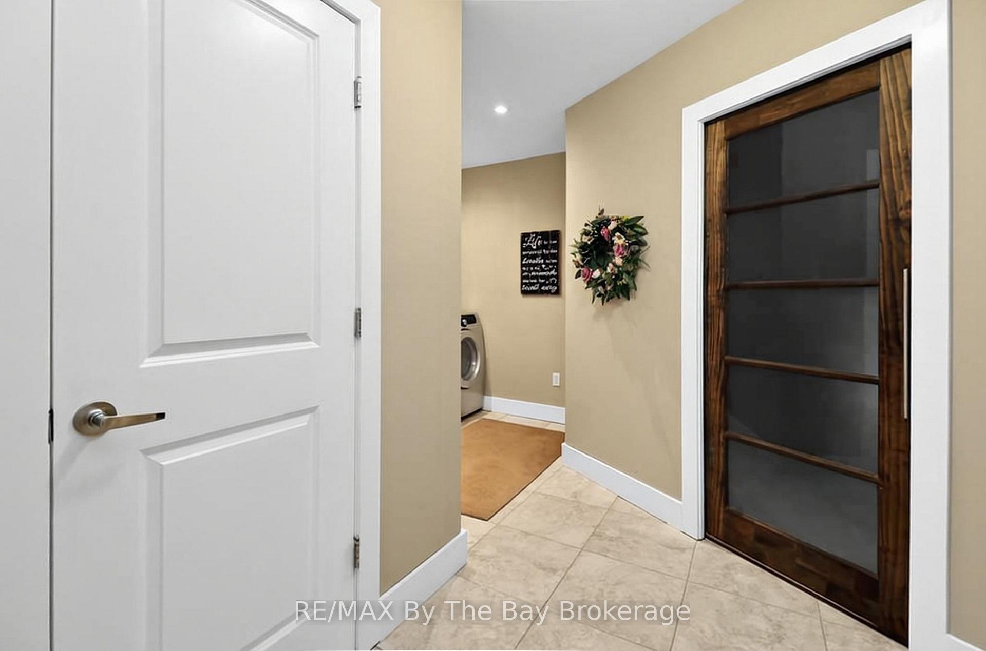 Photo 36 of 7 Downer Crescent, Wasaga Beach — HOMEH
