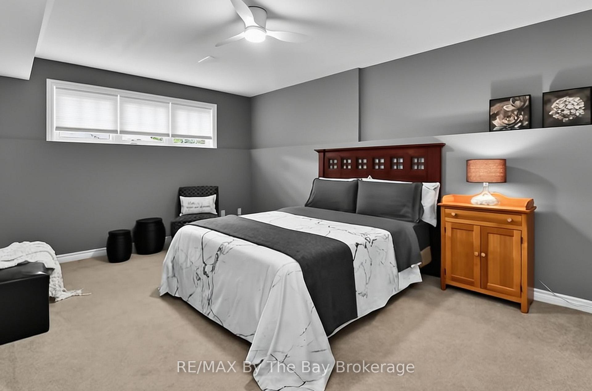 Photo 40 of 7 Downer Crescent, Wasaga Beach — HOMEH