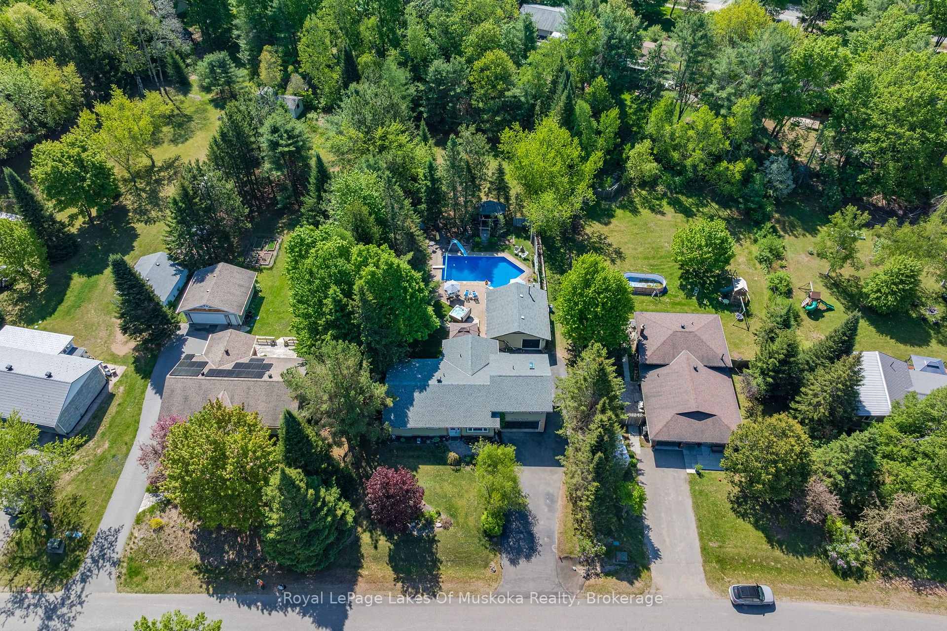 Photo 1 of 46 Meadow Heights Drive, Bracebridge, Monck (Bracebridge) — HOMEH