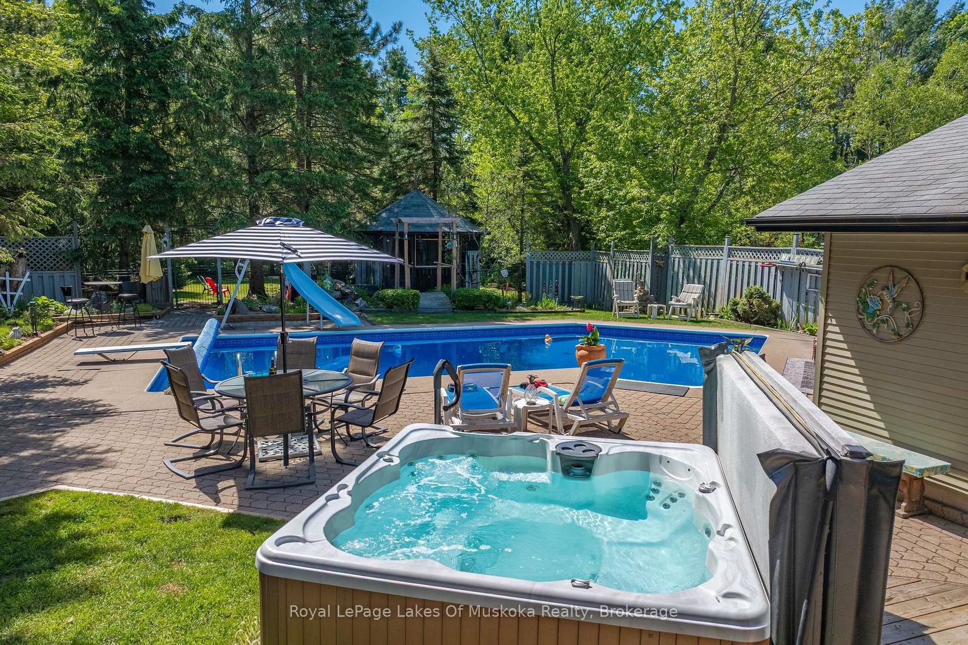 Photo 6 of 46 Meadow Heights Drive, Bracebridge, Monck (Bracebridge) — HOMEH