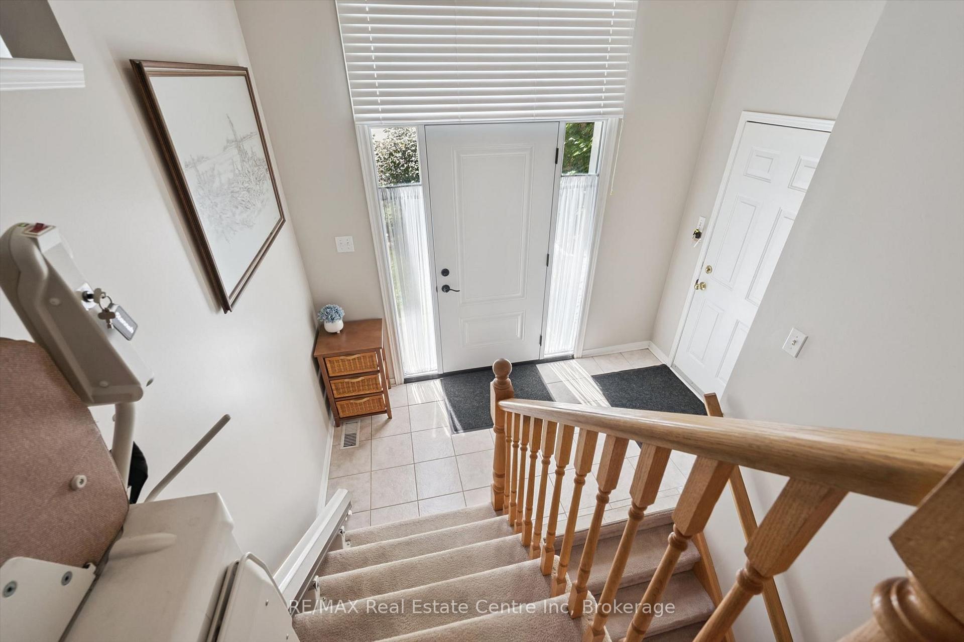 Photo 3 of 45 Braeside Road, Centre Wellington, Fergus — HOMEH