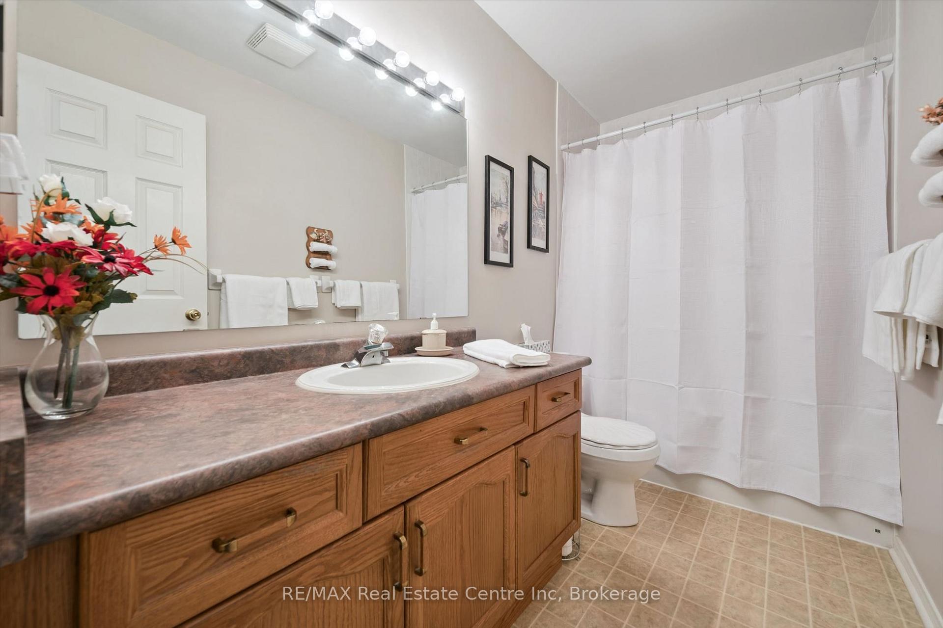Photo 21 of 45 Braeside Road, Centre Wellington, Fergus — HOMEH