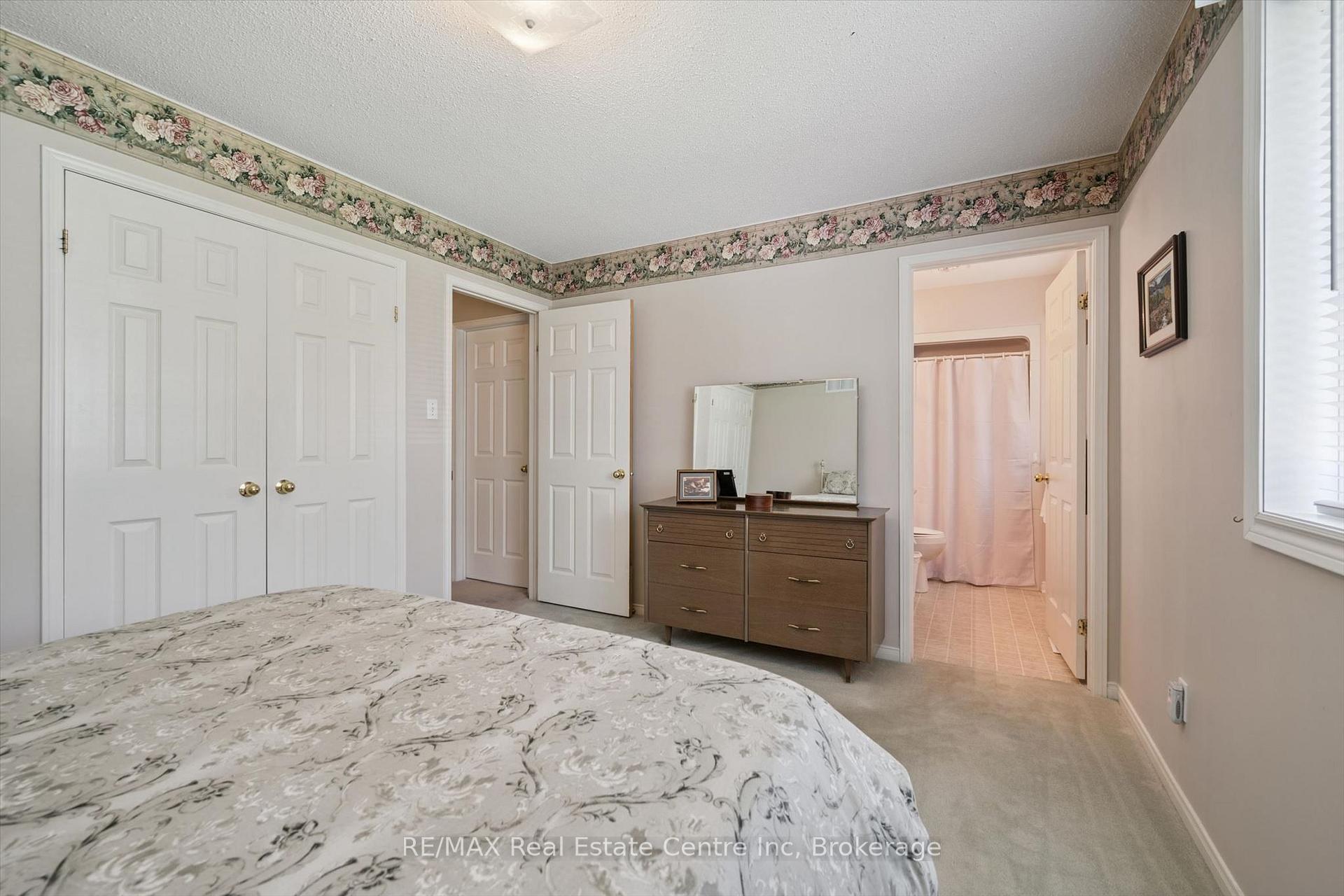 Photo 24 of 45 Braeside Road, Centre Wellington, Fergus — HOMEH