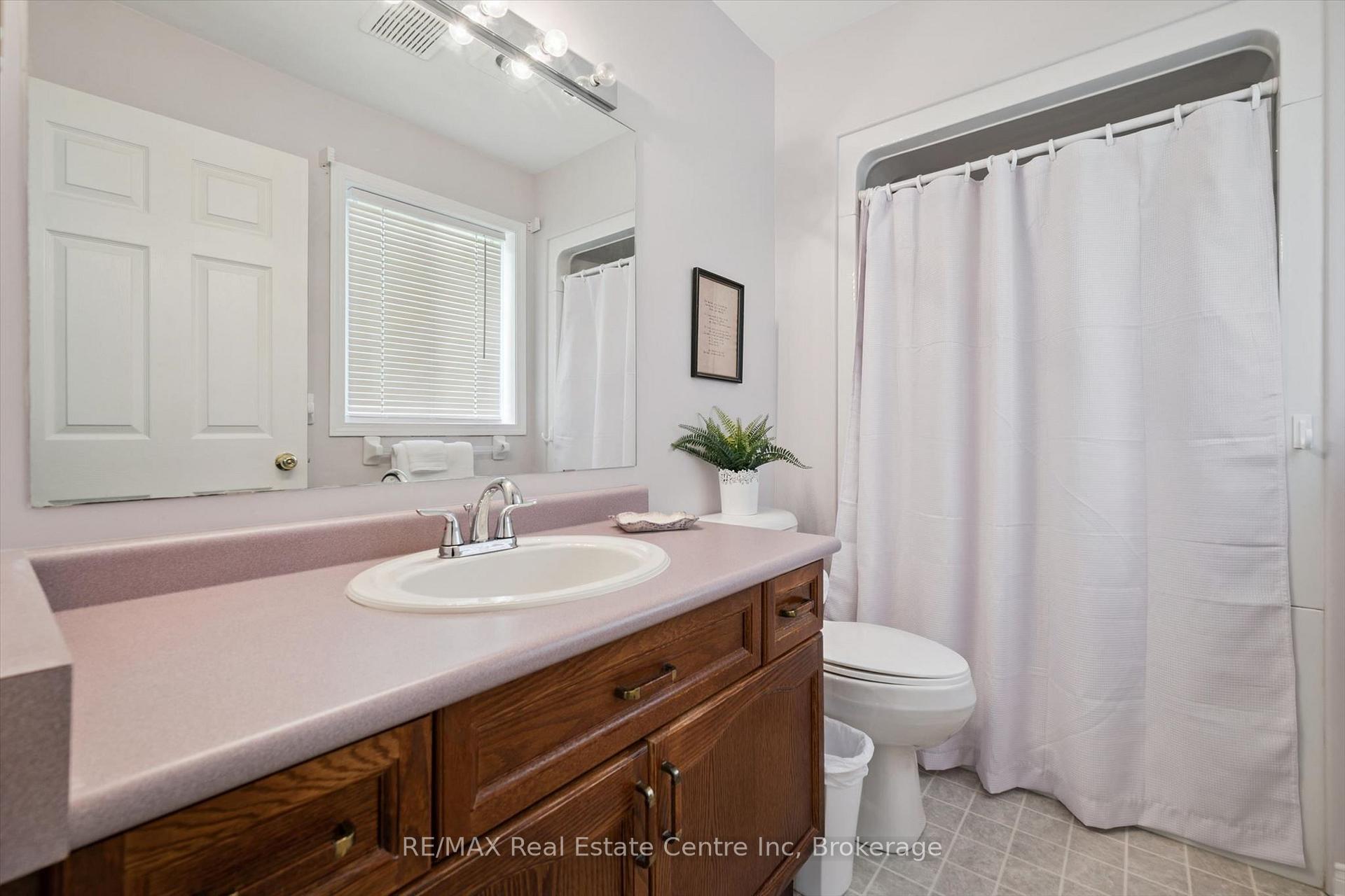 Photo 25 of 45 Braeside Road, Centre Wellington, Fergus — HOMEH