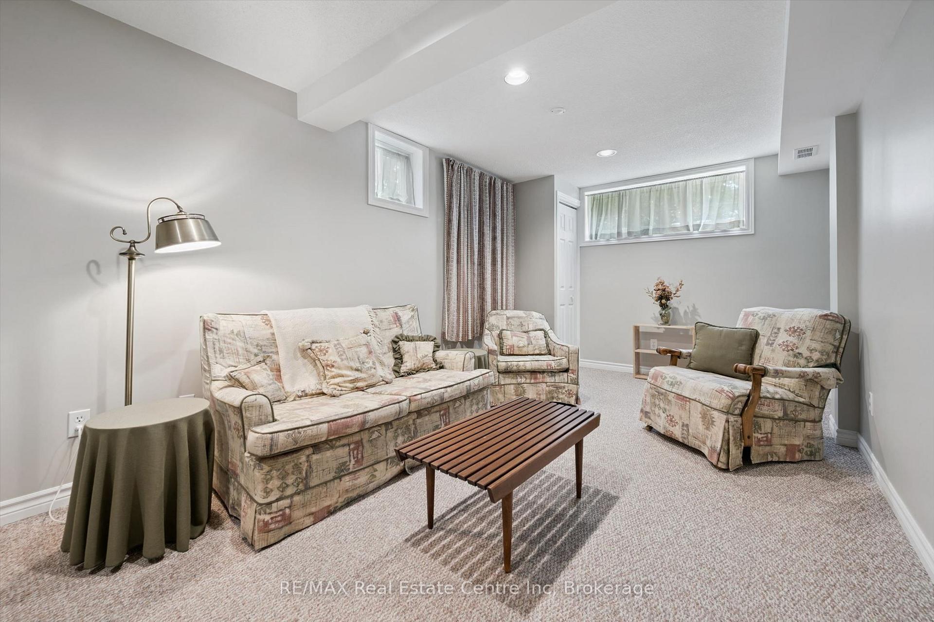 Photo 28 of 45 Braeside Road, Centre Wellington, Fergus — HOMEH