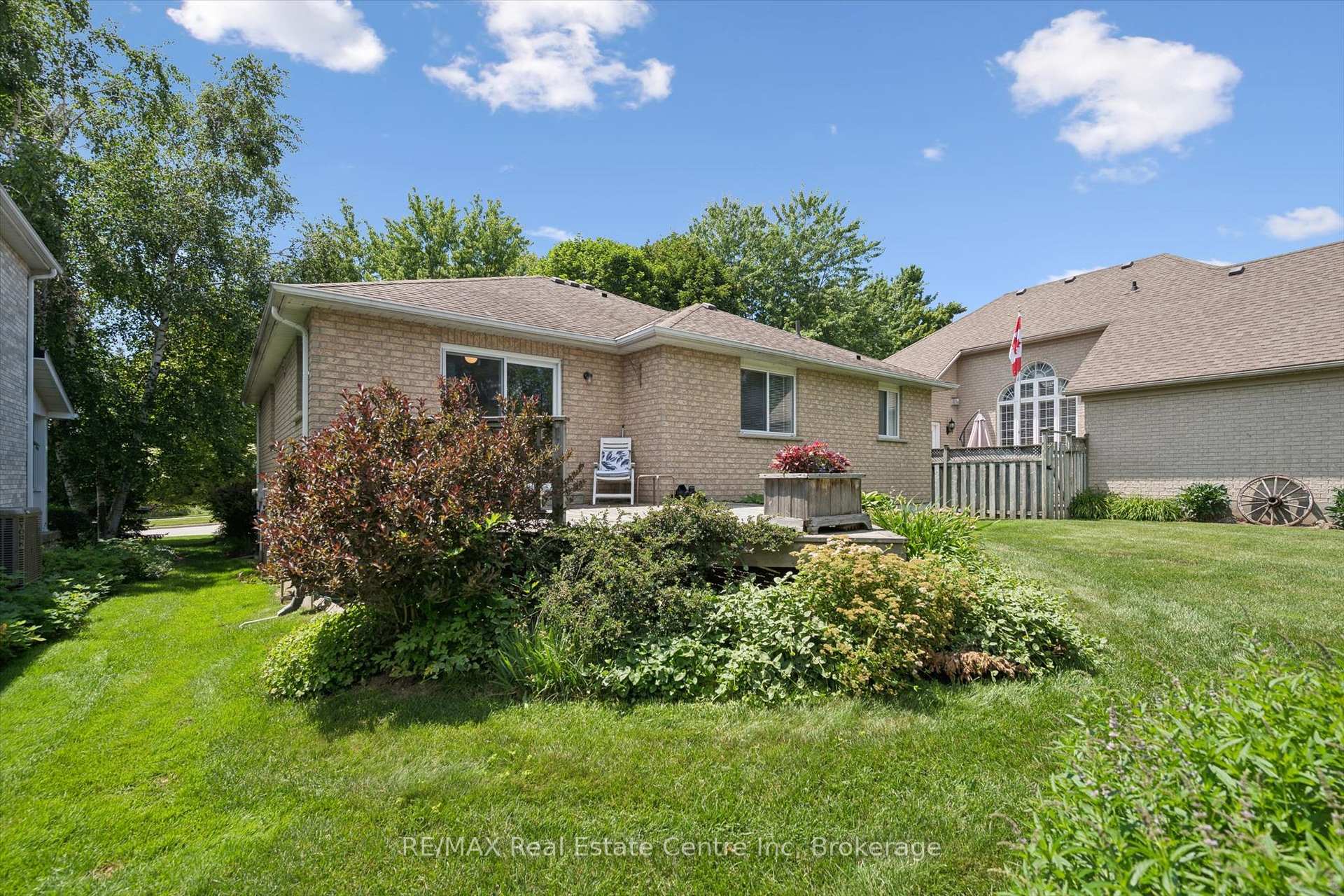 Photo 35 of 45 Braeside Road, Centre Wellington, Fergus — HOMEH