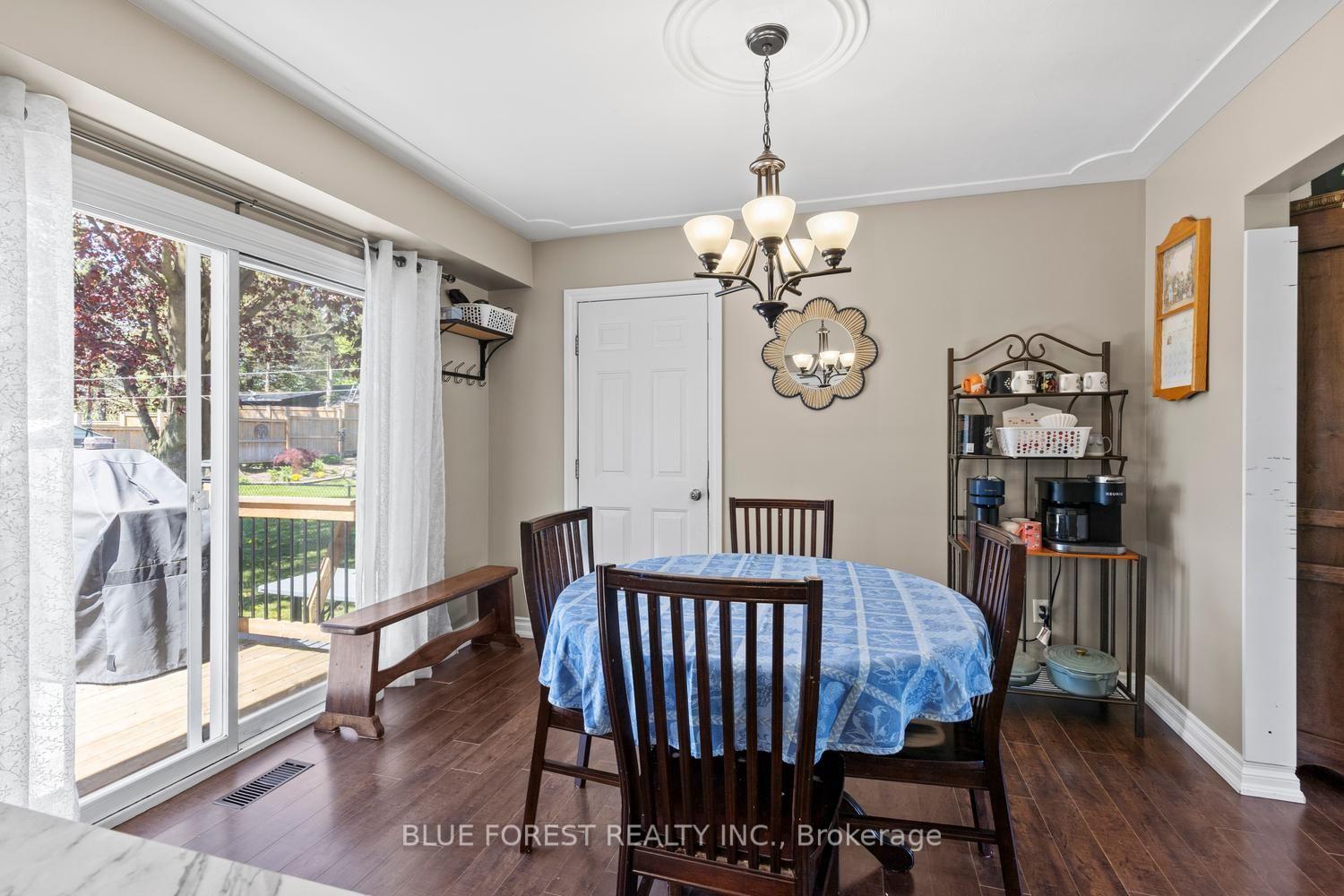 Photo 9 of 16 Dell Drive, Strathroy-Caradoc, SW — HOMEH