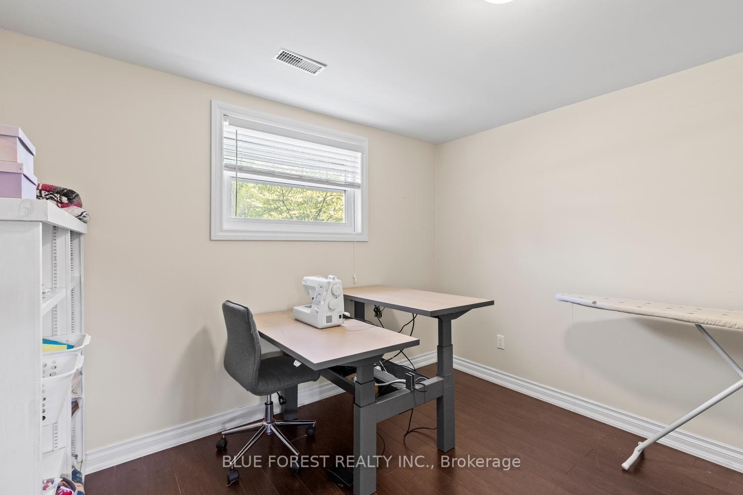 Photo 33 of 16 Dell Drive, Strathroy-Caradoc, SW — HOMEH