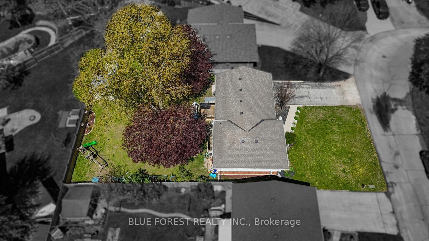 Photo 50 of 16 Dell Drive, Strathroy-Caradoc, SW — HOMEH