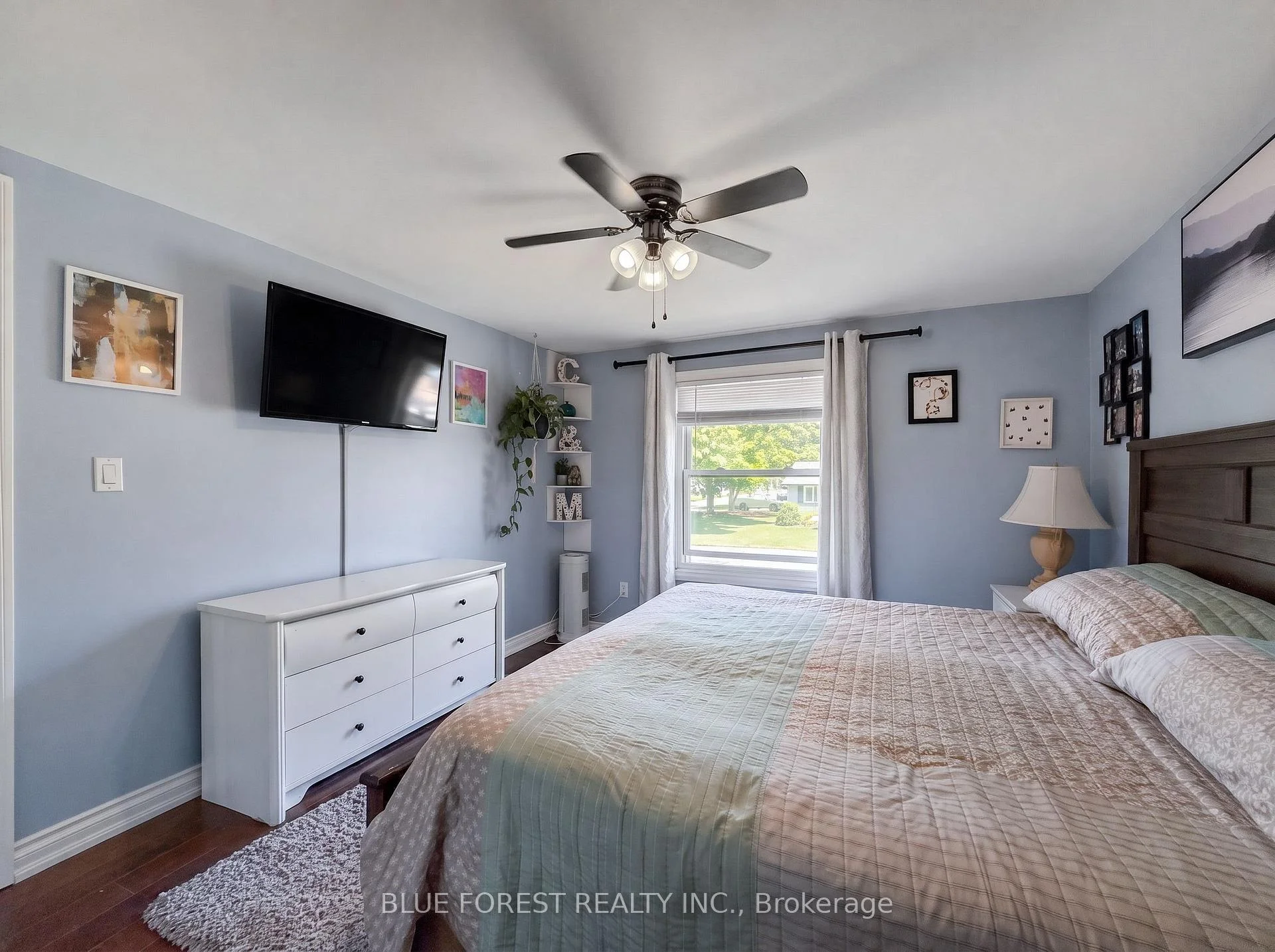 Photo 20 of 16 Dell Drive, Strathroy-Caradoc, SW — HOMEH