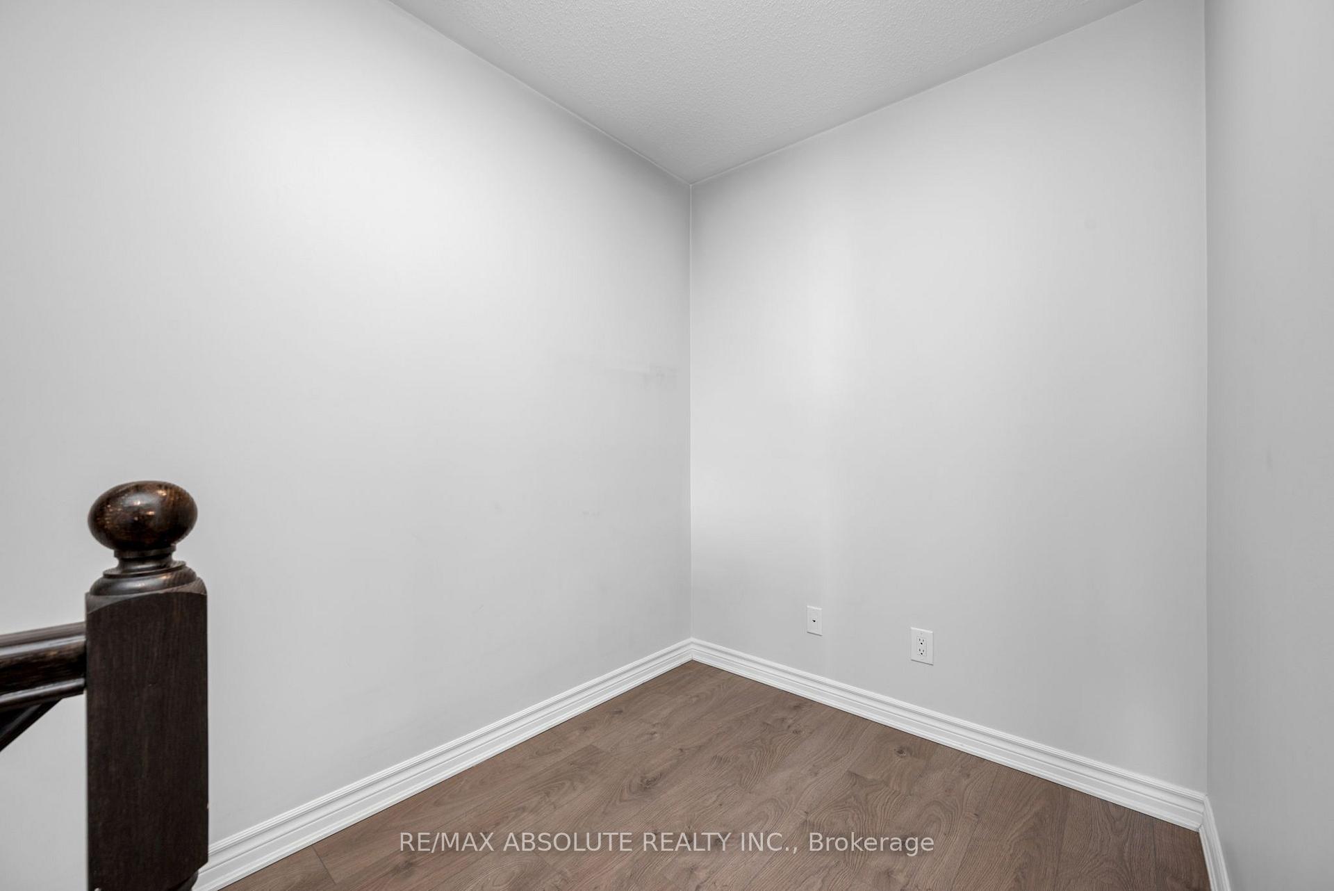 Photo 18 of 374 Willow Aster Circle, Ottawa, Avalon West — HOMEH