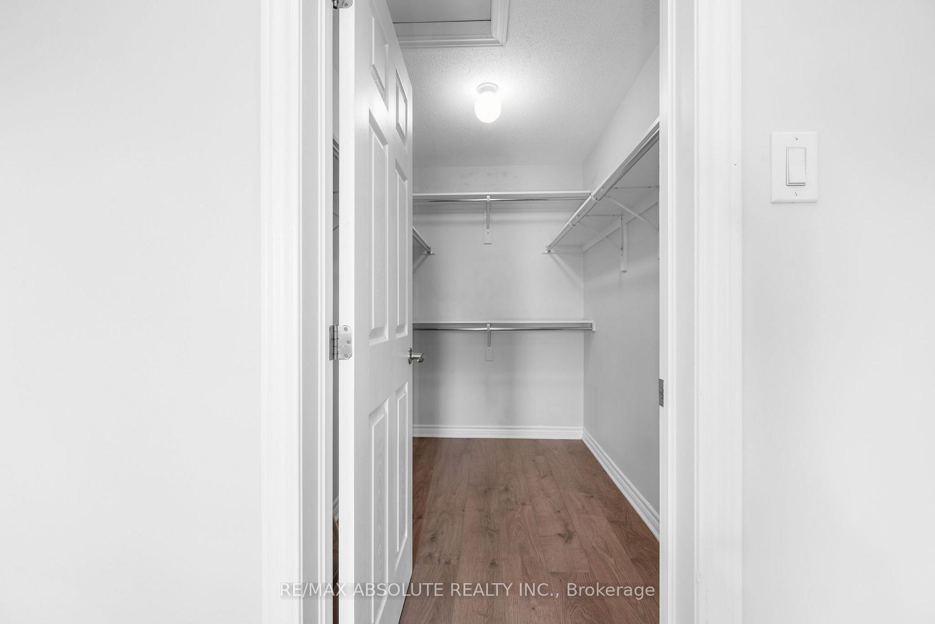 Photo 21 of 374 Willow Aster Circle, Ottawa, Avalon West — HOMEH