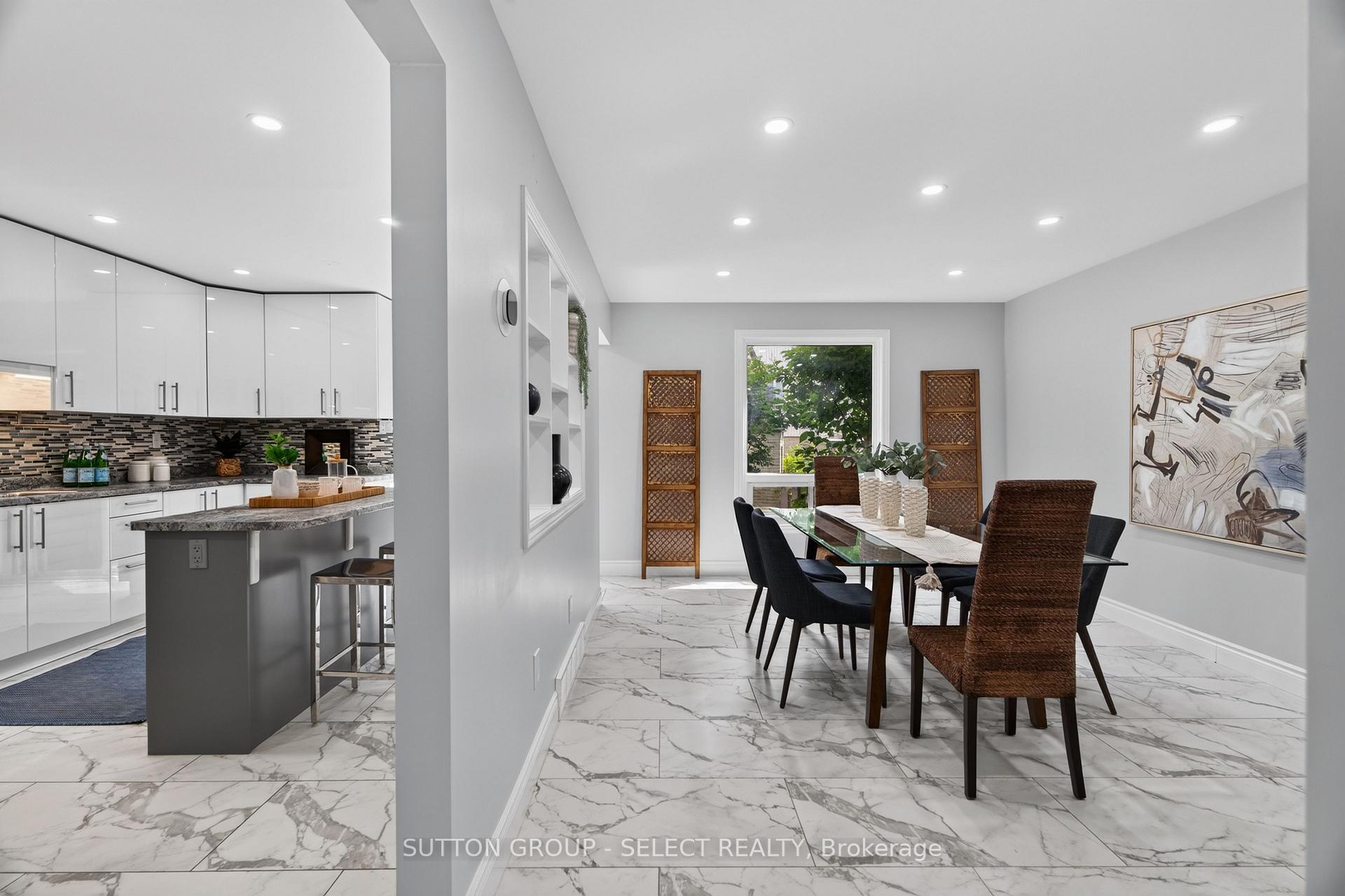 Photo 15 of 665 Woodcrest Boulevard, London, South M — HOMEH