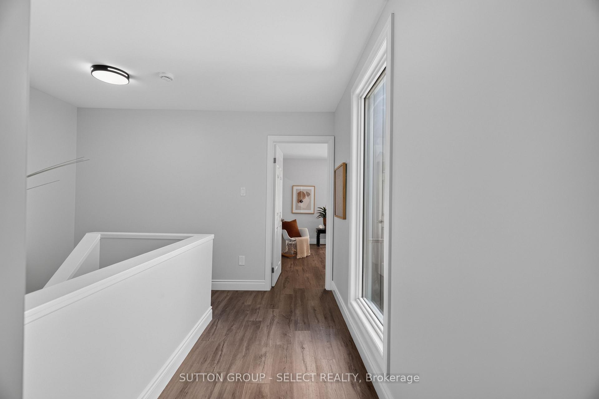 Photo 21 of 665 Woodcrest Boulevard, London, South M — HOMEH