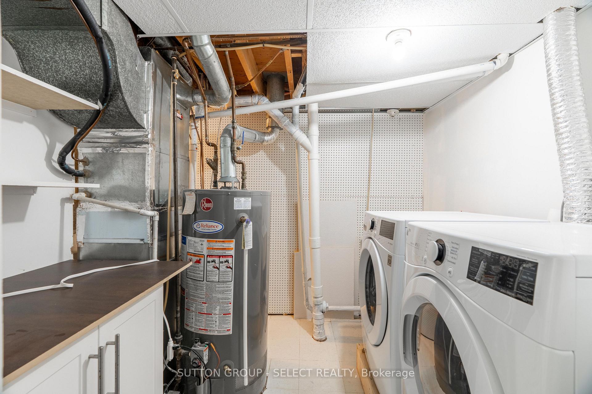 Photo 42 of 665 Woodcrest Boulevard, London, South M — HOMEH