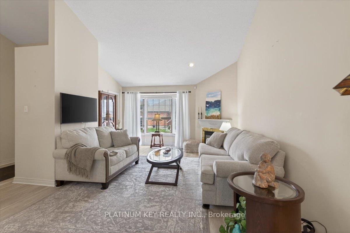 Photo 5 of Unit 6, 307 Metcalfe Street E, Strathroy-Caradoc, NE — HOMEH