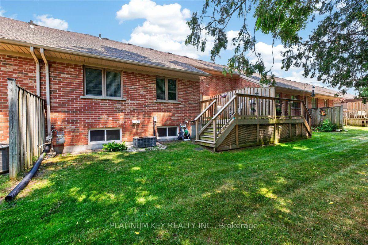 Photo 23 of Unit 6, 307 Metcalfe Street E, Strathroy-Caradoc, NE — HOMEH