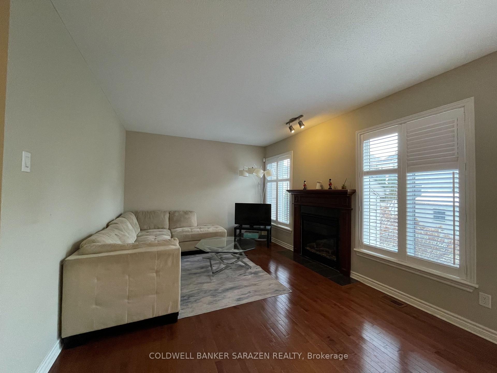 Photo 5 of 105 August Lily Crescent, Ottawa, Riverside South/Gloucester Glen — HOMEH