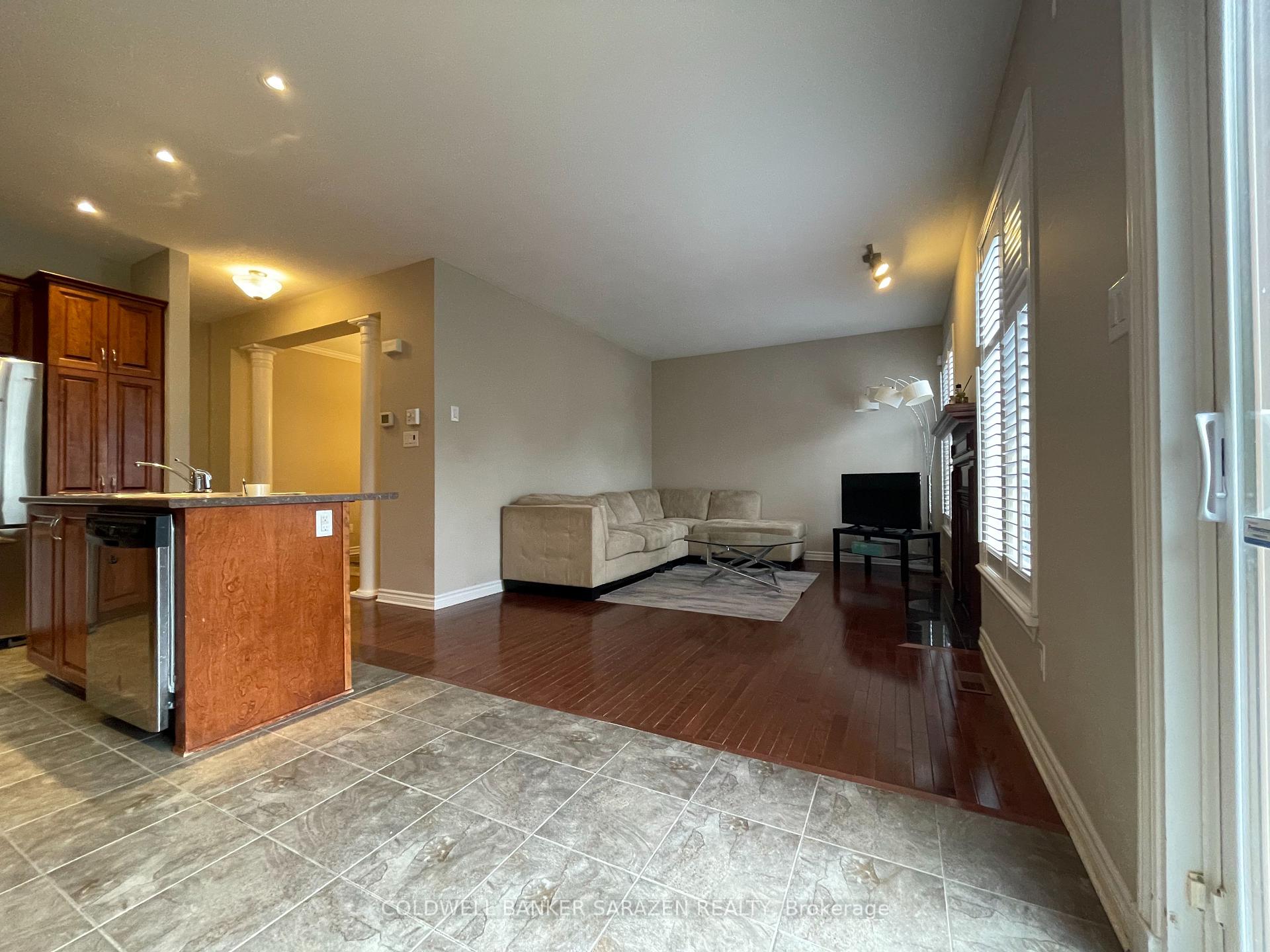 Photo 7 of 105 August Lily Crescent, Ottawa, Riverside South/Gloucester Glen — HOMEH
