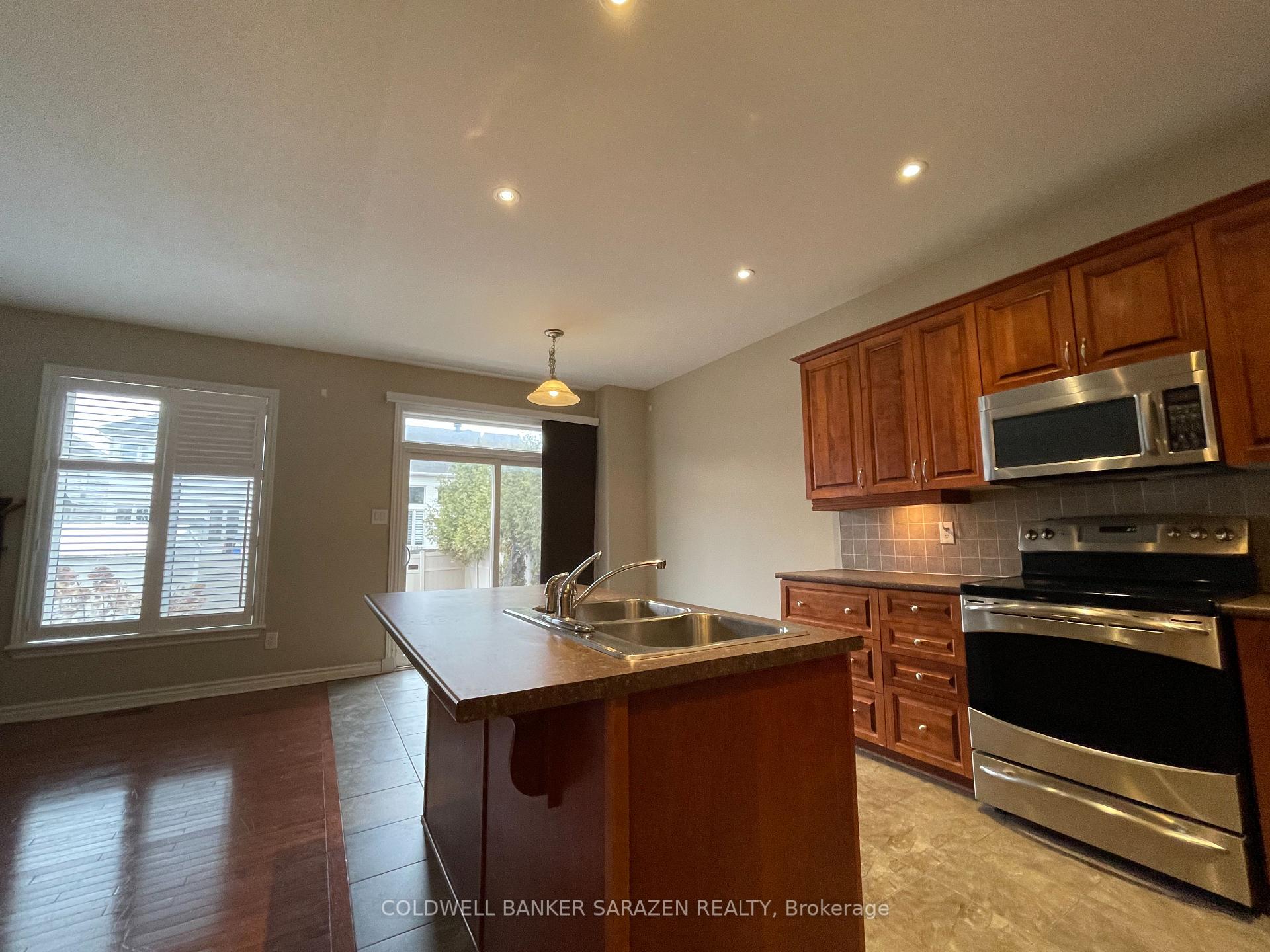 Photo 11 of 105 August Lily Crescent, Ottawa, Riverside South/Gloucester Glen — HOMEH
