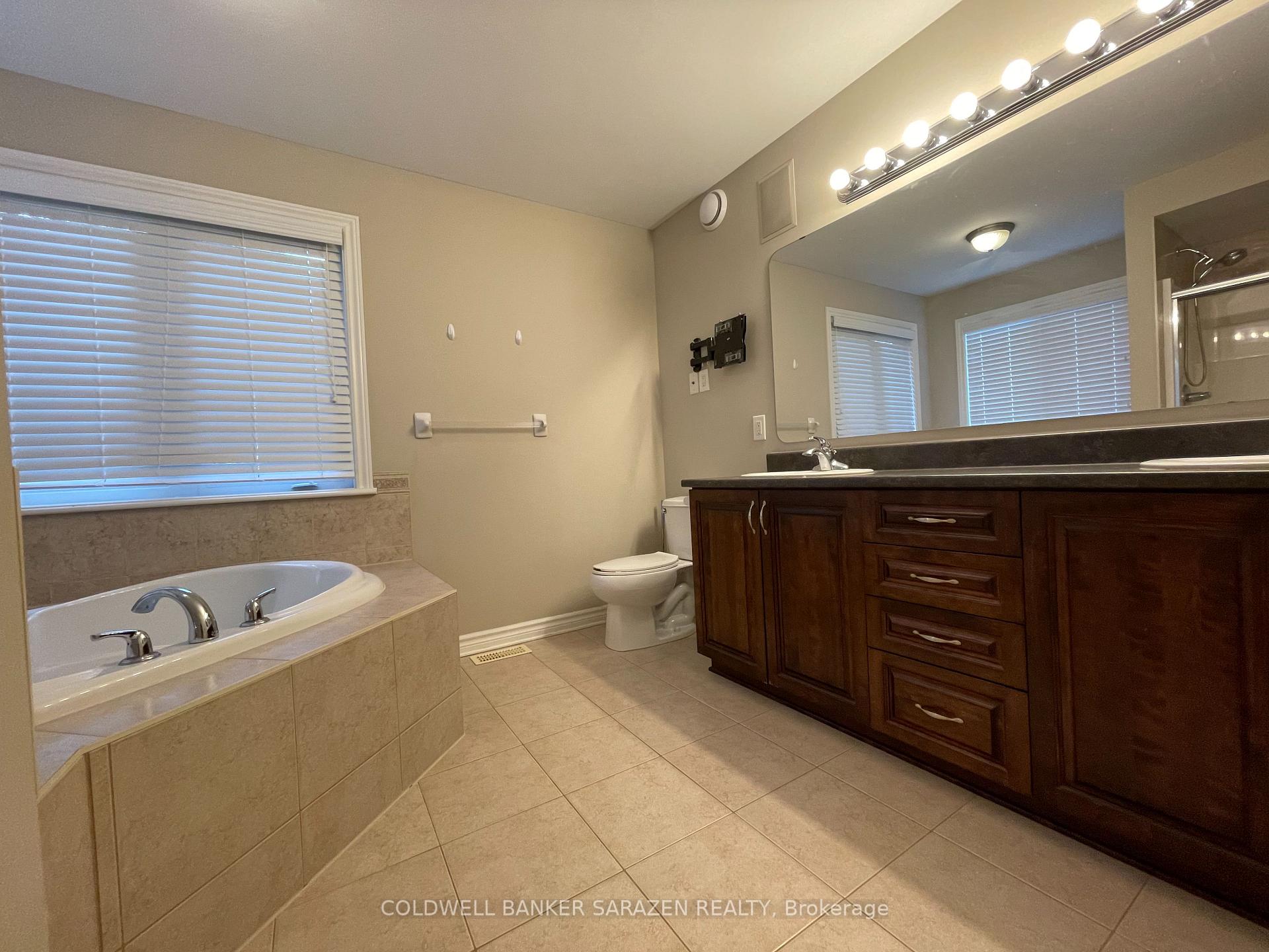 Photo 15 of 105 August Lily Crescent, Ottawa, Riverside South/Gloucester Glen — HOMEH