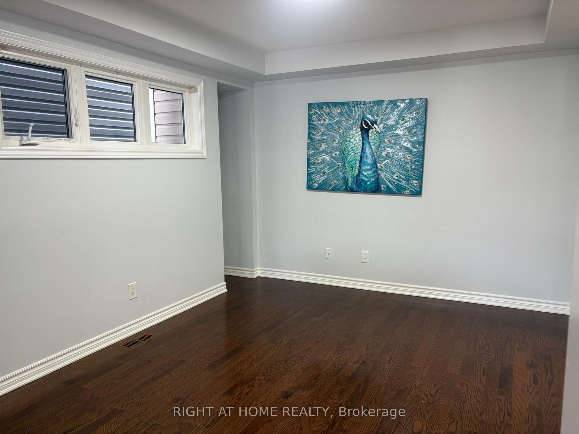 Photo 10 of 333 Rouncey Road, Ottawa, Kanata - Emerald Meadows/Trailwest — HOMEH