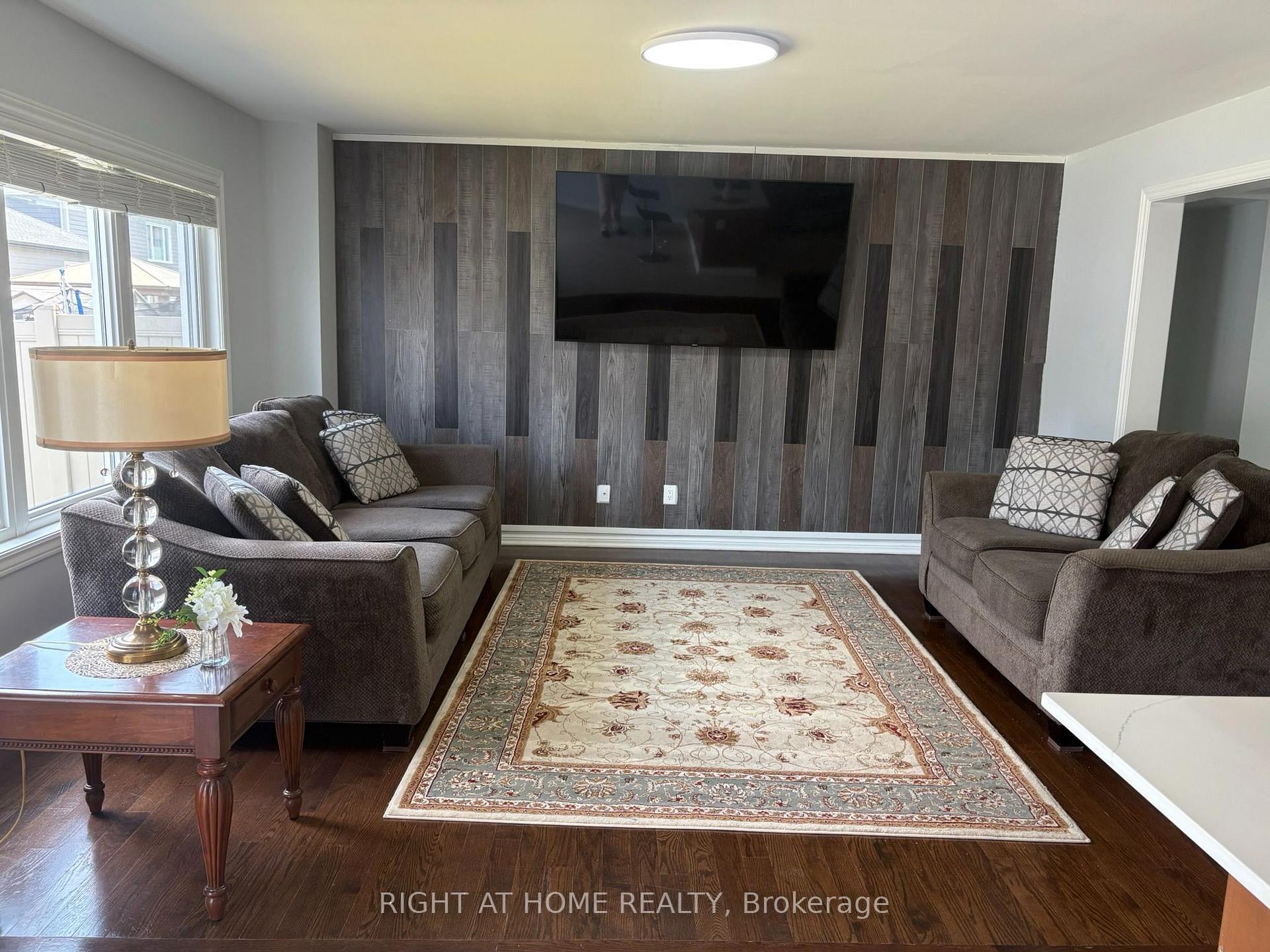 Photo 18 of 333 Rouncey Road, Ottawa, Kanata - Emerald Meadows/Trailwest — HOMEH