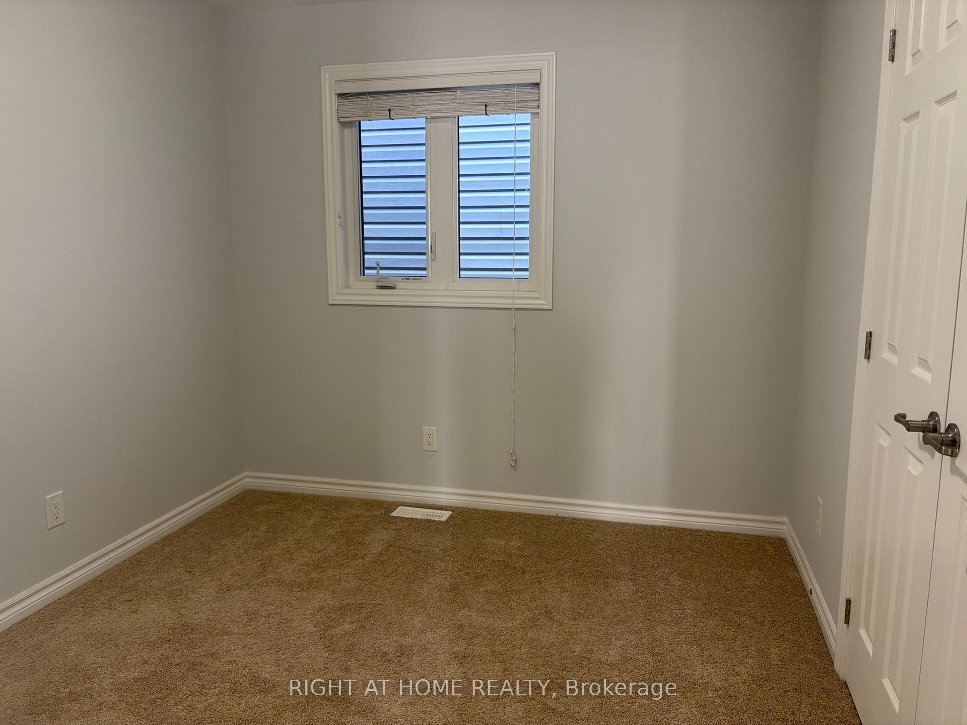 Photo 28 of 333 Rouncey Road, Ottawa, Kanata - Emerald Meadows/Trailwest — HOMEH