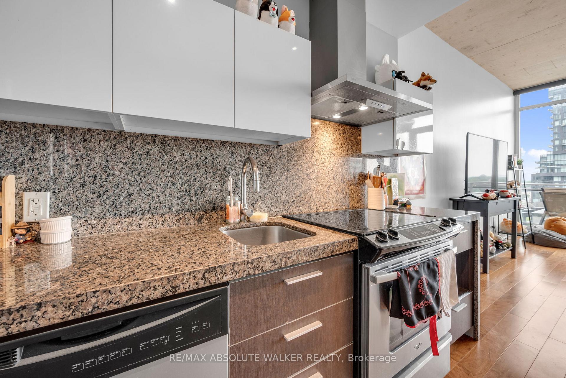 Photo 20 of Unit 717, 360 McLeod Street, Ottawa, Ottawa Centre — HOMEH
