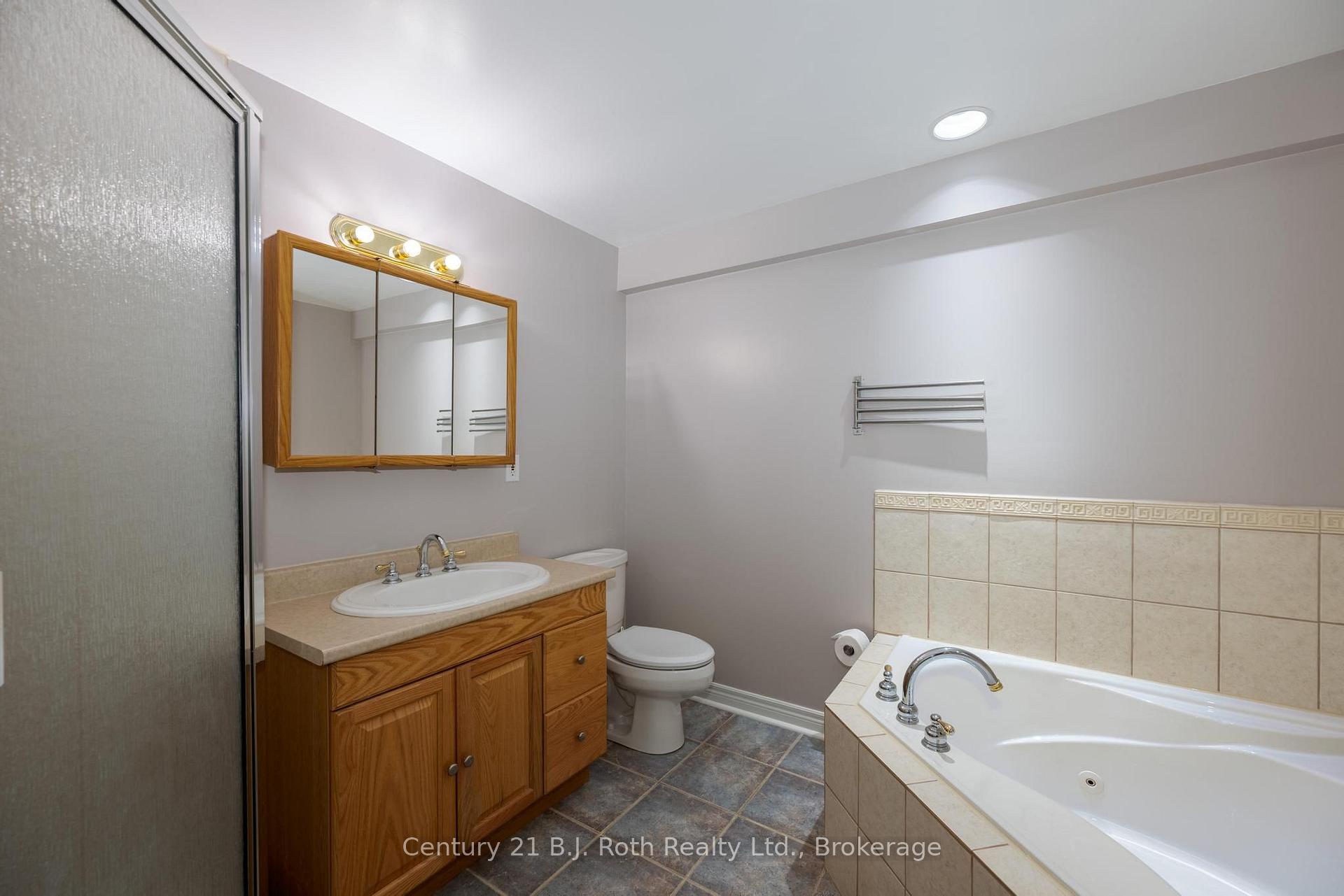 Photo 19 of 58 Meredith Drive, Middlesex Centre, Ilderton — HOMEH