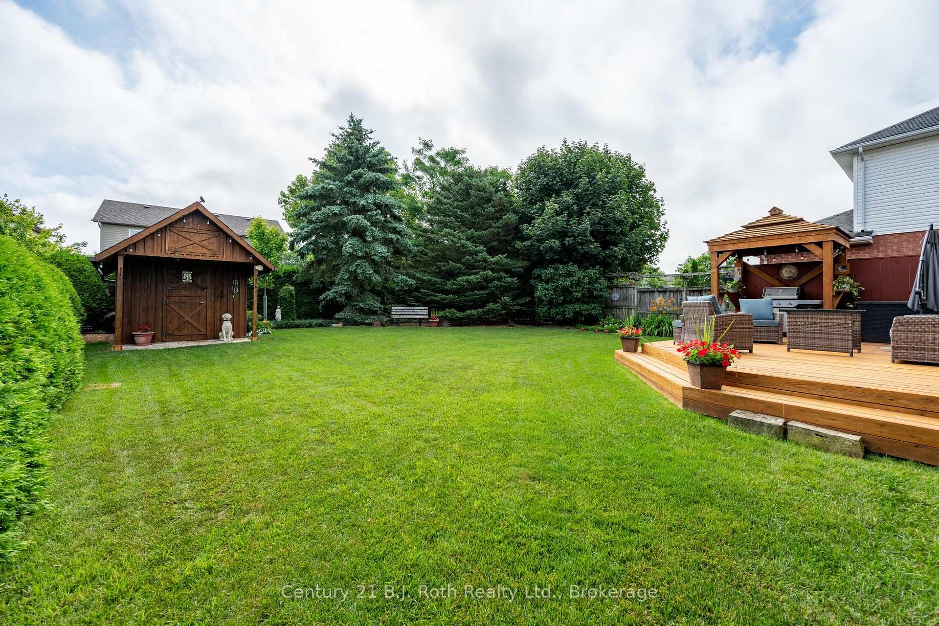 Photo 24 of 58 Meredith Drive, Middlesex Centre, Ilderton — HOMEH