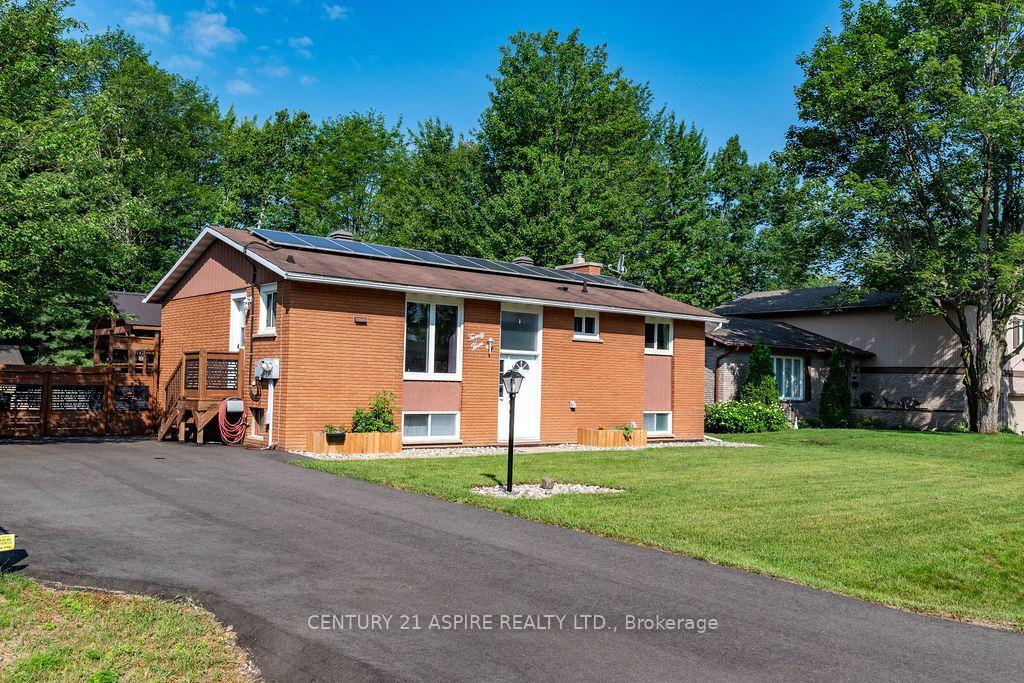 Photo 1 of 23 Roy Street, Petawawa, Petawawa — HOMEH