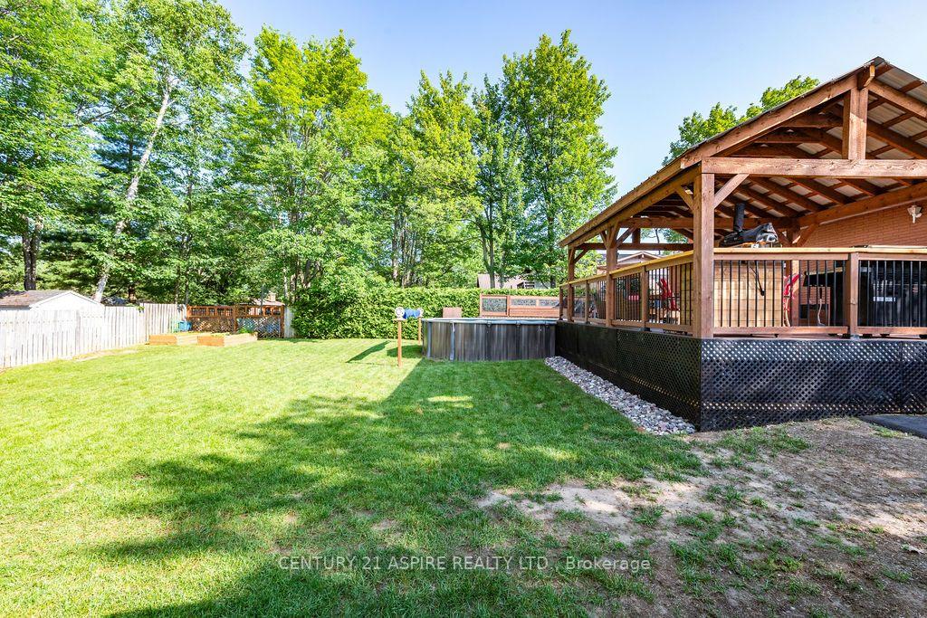 Photo 12 of 23 Roy Street, Petawawa, Petawawa — HOMEH