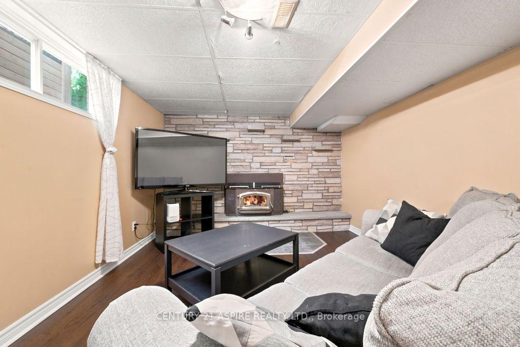 Photo 42 of 23 Roy Street, Petawawa, Petawawa — HOMEH