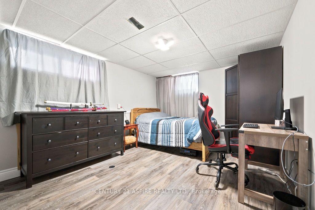 Photo 45 of 23 Roy Street, Petawawa, Petawawa — HOMEH