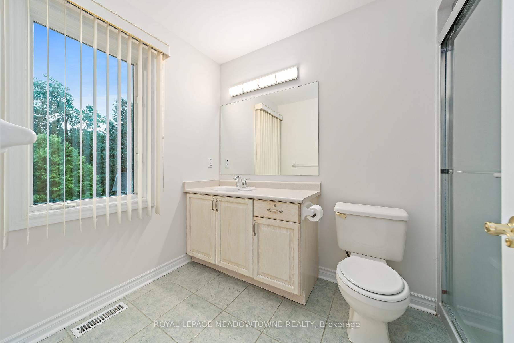 Photo 18 of Unit 11, 76 River Drive, Halton Hills, Georgetown — HOMEH