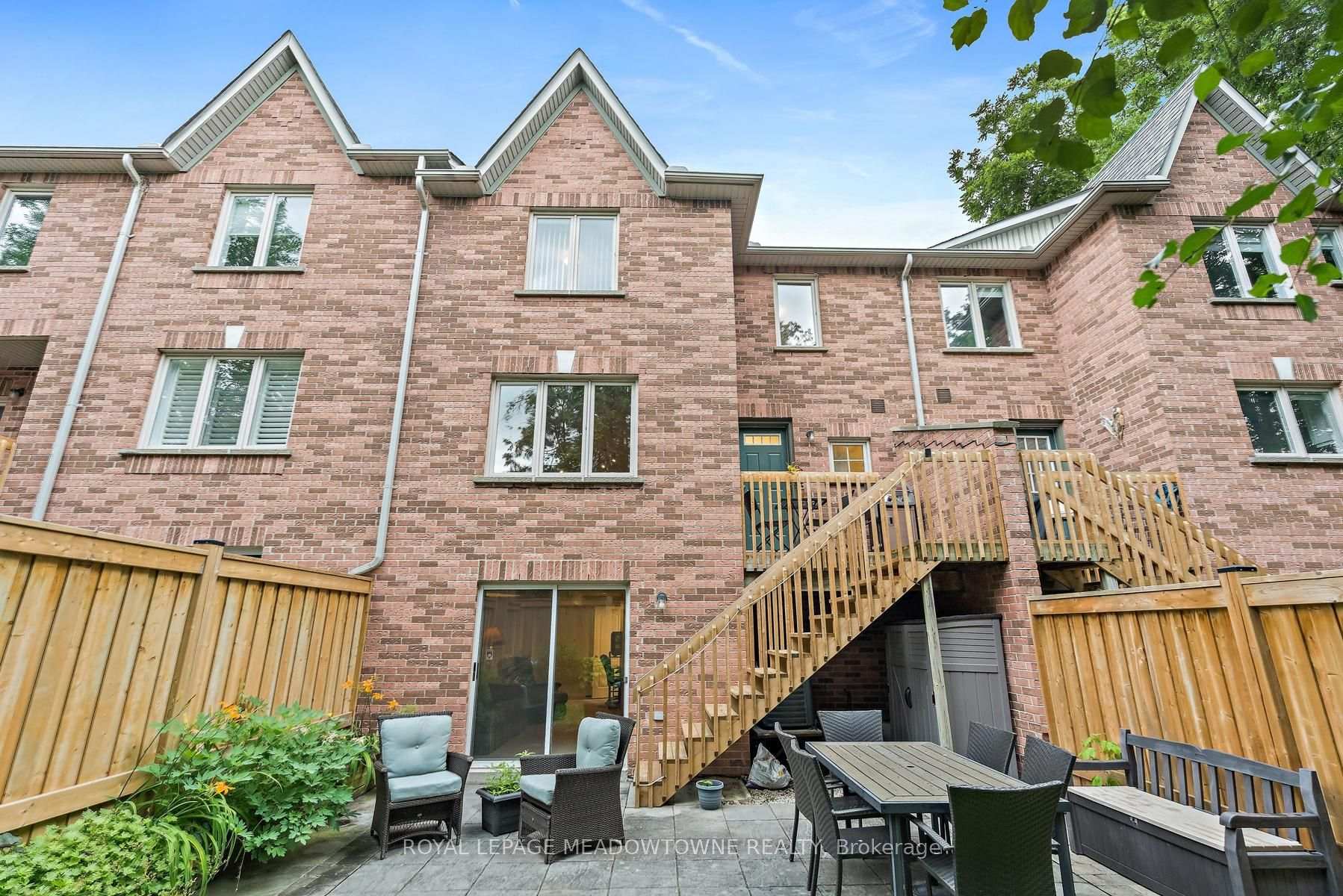 Photo 33 of Unit 11, 76 River Drive, Halton Hills, Georgetown — HOMEH